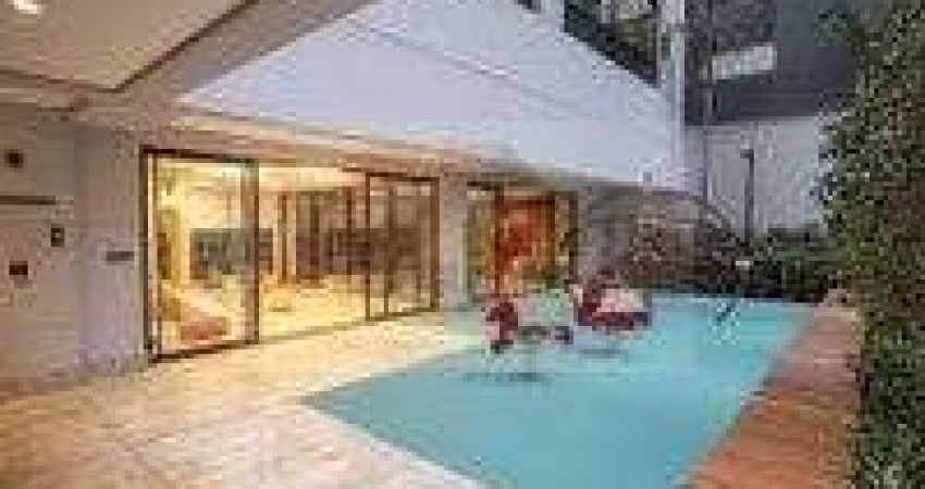 Cobertura Duplex - Com uma área generosa de 688m² - 7 vagas, 5 suítes.