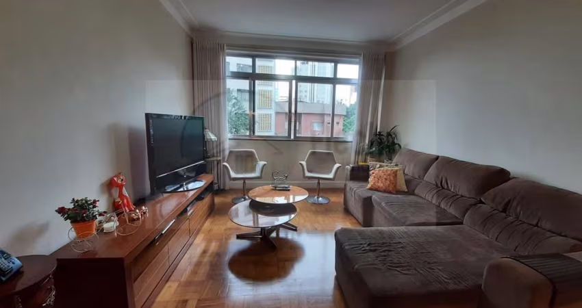 Belíssimo apartamento de 128,00 m² na Frei Caneca - 3 suítes e 1 vaga
