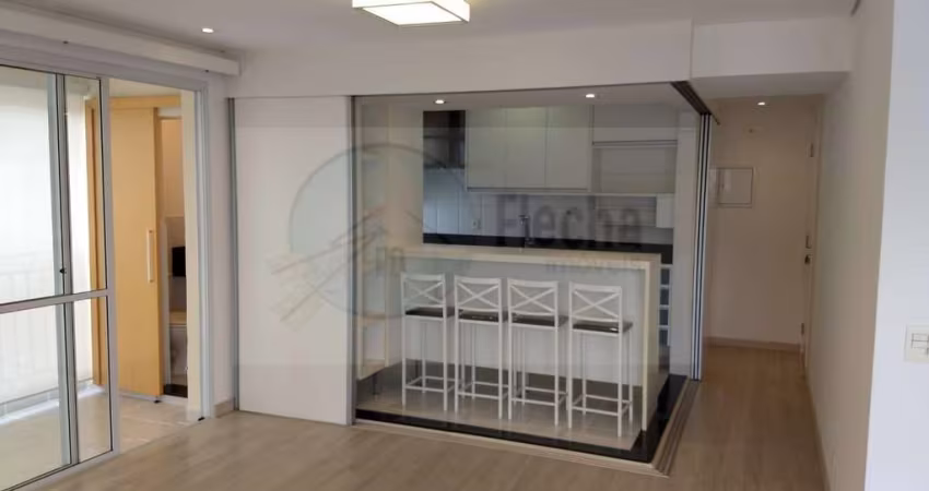 VILA MADALENA APTO DUPLEX 85M² COM MEZANINO - 2 dormitórios, 2 banheiros, living amplo, repleto de armários em todos os ambientes, 2 vagas fixas e cobertas.
