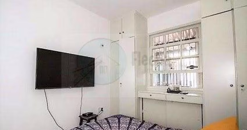 Apartamento bem localizado, no térreo com área aberta e quintal, 137m² - 3 dormitórios (sendo 1 suíte).