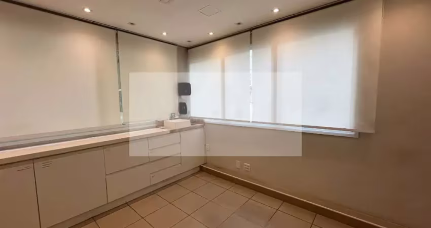 Sala comercial para locação na bela vista, são paulo-sp: 3 salas, 2 banheiros, 1 vaga - 41m² de área