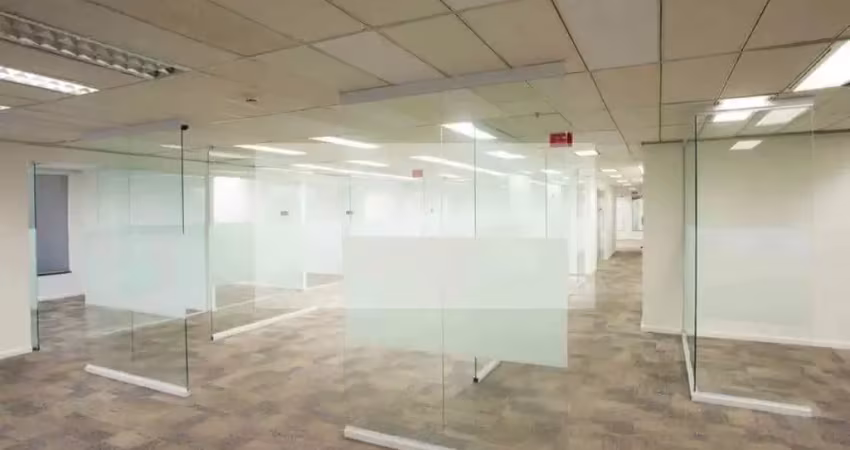 Sala comercial em condomínio na chácara santo antônio: 8 salas, 1 banheiro, 22 vagas de garagem e 935m² de área. alugue já!