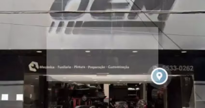 Galpão Comercial de Alto Padrão em Indianópolis, São Paulo-SP: 2 Banheiros, 30 Vagas e 740m² de Área!