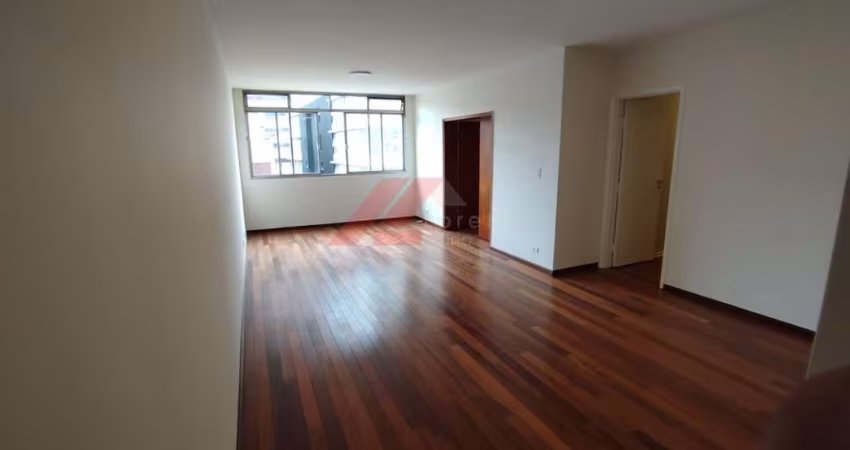 Apartamento de Luxo para Locação no Itaim Bibi em São Paulo-SP: 3 Quartos, 1 Sala, 3 Banheiros, 1 Vaga de Garagem!