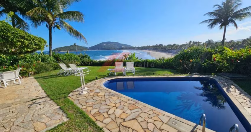 Imponente Casa em Condomínio à Venda em Guarujá-SP, Balneário Praia do Pernambuco: 4 Quartos, 1 Suíte, 1 Sala, 5 Banheiros, 4 Vagas, 426,54 m².