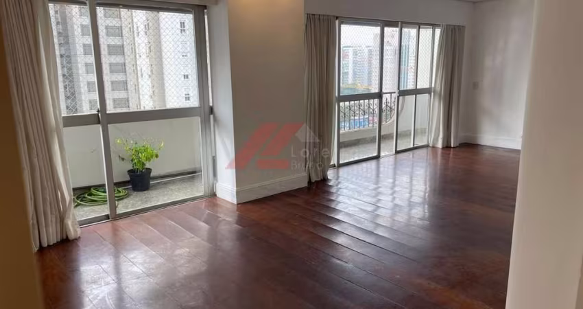 Imperdível oportunidade: Apartamento de alto padrão em Moema, São Paulo-SP, com 3 quartos, 3 suítes e 3 vagas de garagem!