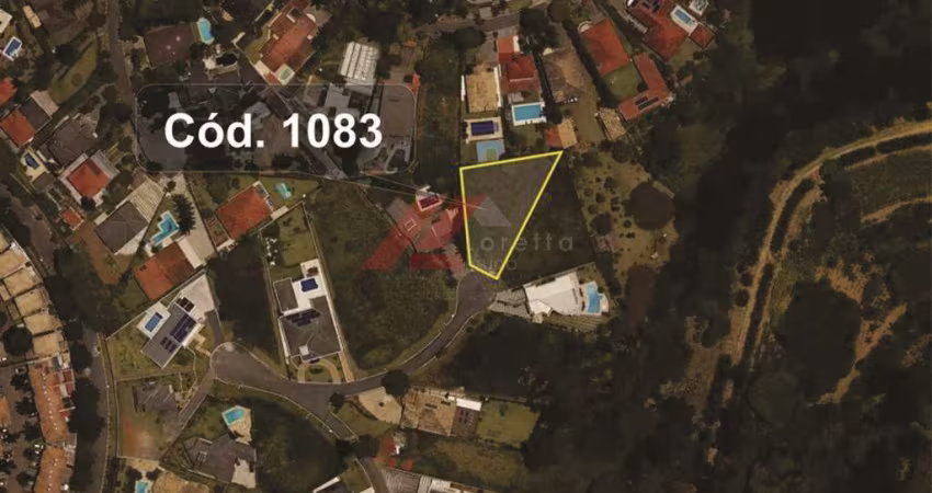 Terreno em Condomínio à Venda em Cotia-SP, Jardim Passárgada I 1.483 m² de Área Privilegiada