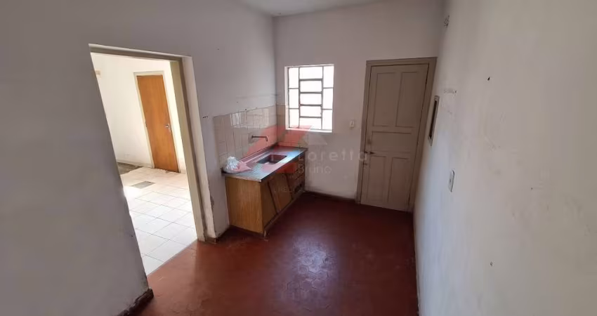 Imperdível Casa à Venda em São Paulo-SP, Bosque da Saúde: 4 quartos, 2 salas, 3 banheiros, 4 vagas, 173m²!
