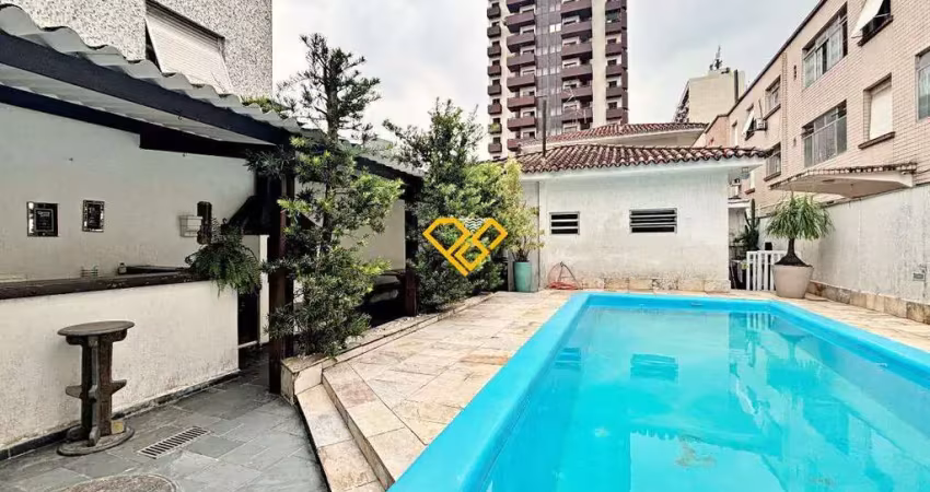 Casa com 3 quartos para alugar no Gonzaga, Santos 