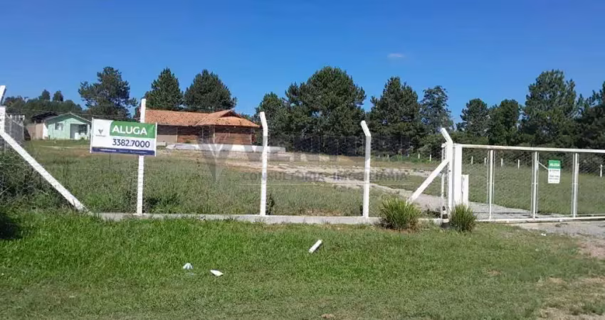 Chácara / sítio com 2 quartos para alugar na Rua Júlio César Setenareski, 816, Colônia Murici, São José dos Pinhais