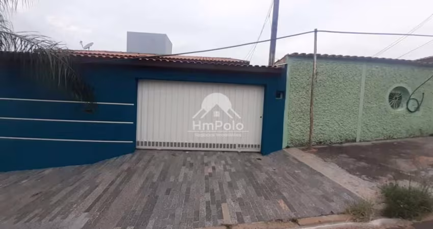 Casa com 200m² piscina 3 quartos suítes-São Bento-Campinas