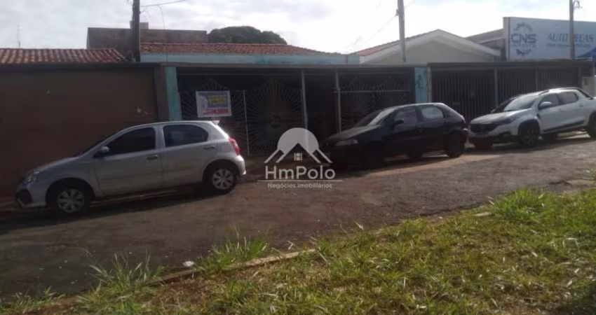 Casa térrea com 2 quartos para locação na Vila Nogueira em Campinas/SP