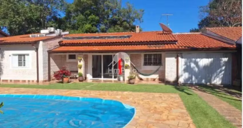 Casa em chácara com 3 quartos sendo 2 suítes à venda em condomínio na cidade de vinhedo/sp