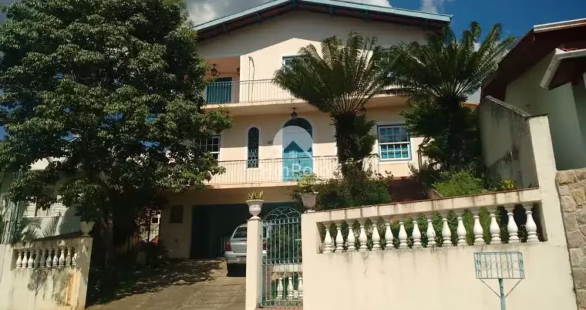 Sobrado à venda em serra negra, centro, com 5 quartos, com 400 m²