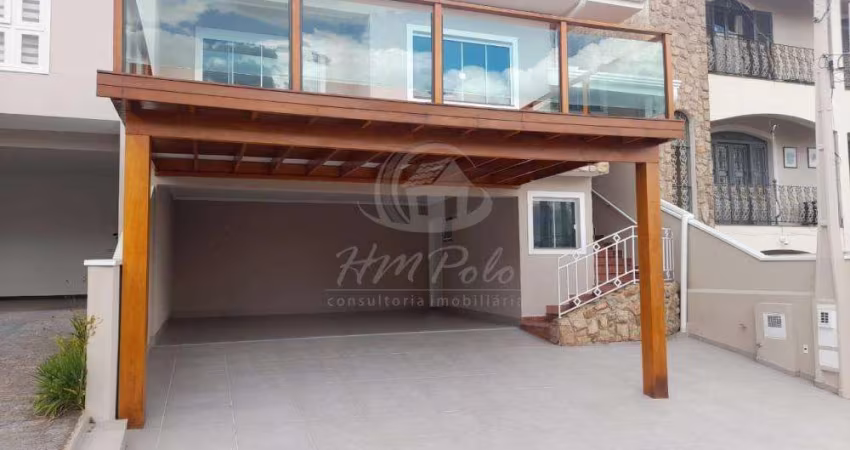 Casa assobradada à venda no Residencial Mirante do Lenheiro em Valinhos  - SP