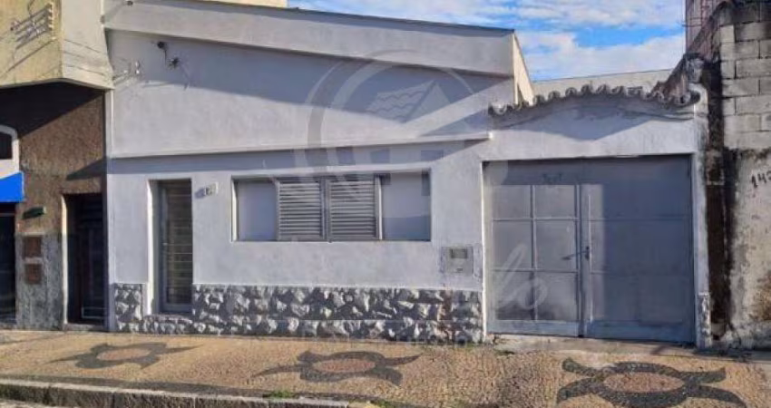 Casa a venda no Bosque em Campinas-SP