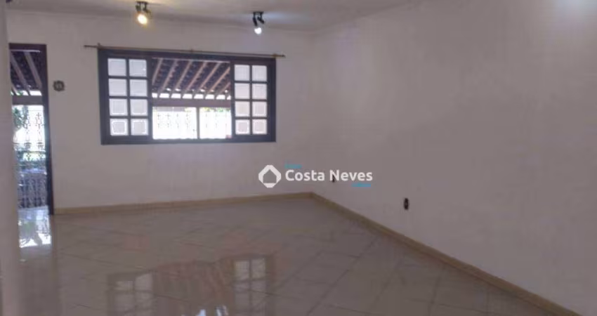 Casa com 3 dormitórios à venda, 200 m² por R$ 750.000,00 - Jardim Oswaldo Cruz - São José dos Campos/SP