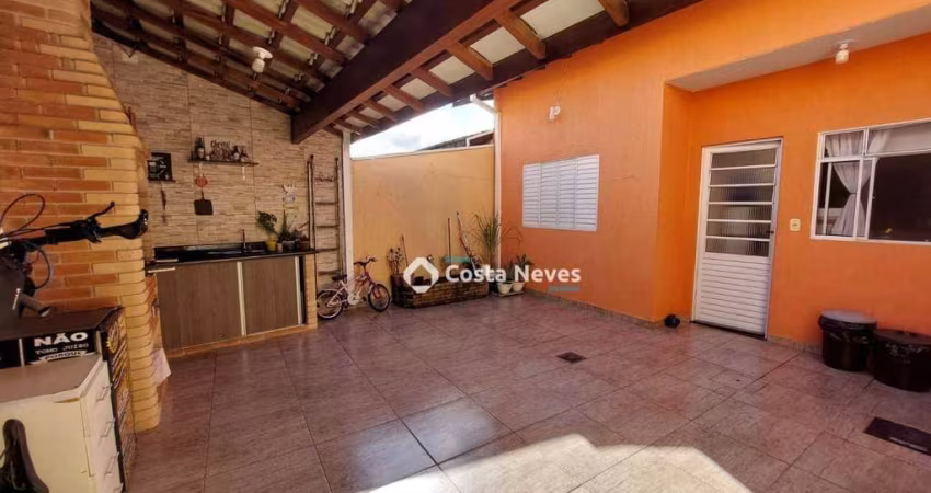Casa com 2 dormitórios à venda, 90 m² por R$ 370.000,00 - Jardim Coleginho - Jacareí/SP