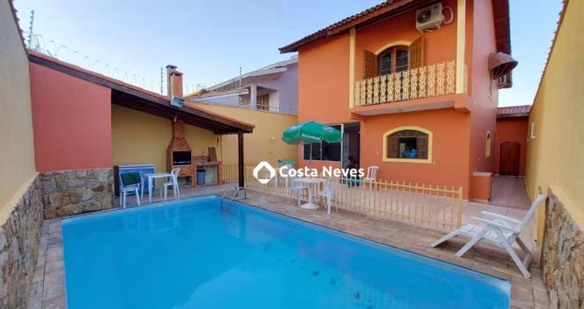 Sobrado com 4 dormitórios à venda, 210 m² por R$ 880.000,00 - Jardim Altos de Santana I - Jacareí/SP