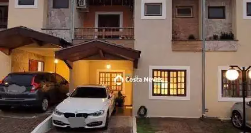 Sobrado com 3 dormitórios à venda, 140 m² por R$ 1.100.000,00 - Jardim das Indústrias - São José dos Campos/SP