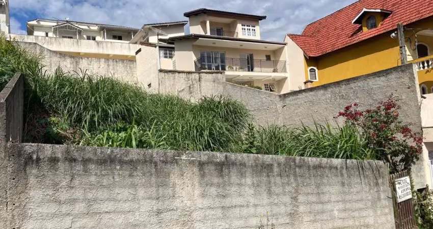 Terreno à venda na Alameda dos Pinheiros, 180, Lavapés, Mairiporã