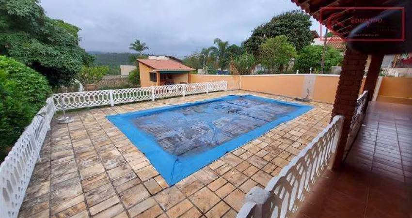 Chácara para Venda em Mairiporã, Jardim Maria Antonina, 5 dormitórios, 1 suíte, 3 banheiros, 2 vagas