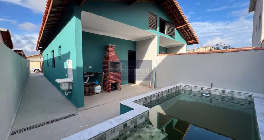 Oportunidade Única: Casa à Venda em Itanhaém-SP, Jardim Jamaica - 2 Quartos, 1 Suíte, 1 Vaga de Garagem, 60m² de Área.
