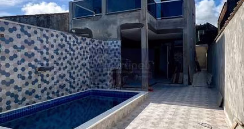 Imperdível oportunidade: Casa à venda em Suarão, Itanhaém-SP! 2 quartos, 2 suítes, 2 salas, 2 vagas, 93m².