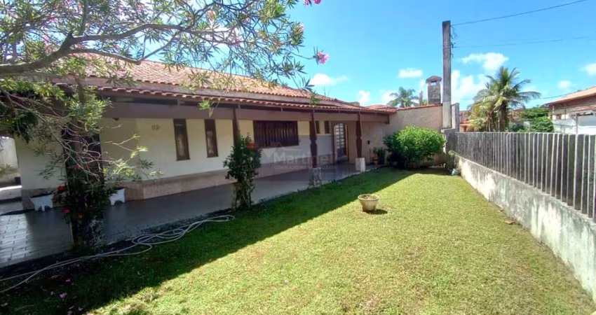 Imperdível Casa à Venda em Itanhaém-SP, Cibratel 1: 4 Quartos, 4 Suítes, 2 Salas, 170m² - Aproveite!