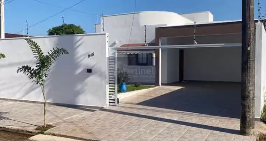 Imperdível oportunidade de adquirir casa com 3 quartos e suíte na beira mar de peruíbe-sp, 140m² de área!