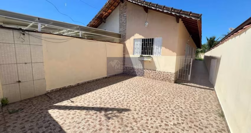 Imperdível: Casa à venda em Mongaguá-SP, na Vila Seabra, com 3 quartos, 1 suíte, 1 sala, 2 banheiros, 2 vagas de garagem e 72m². Confira!
