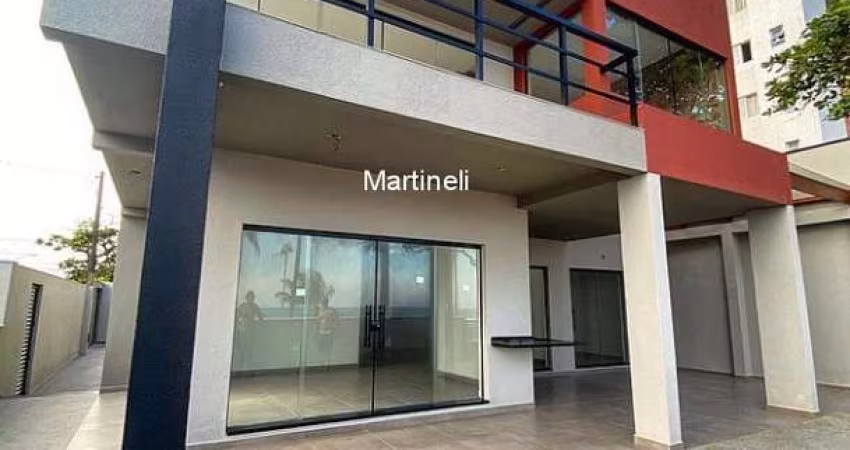 Imperdível oportunidade: Casa à venda no Centro de Itanhaém-SP com 4 quartos, 2 suítes, 2 vagas de garagem e 230m² de área!
