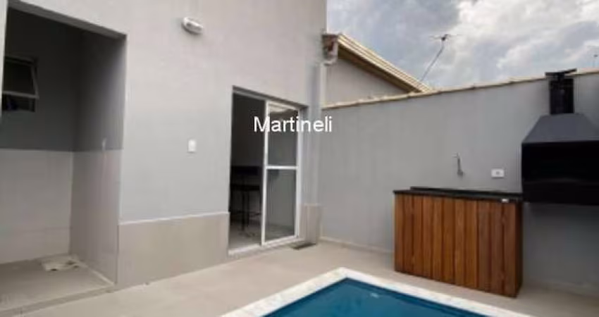 Casa em Condomínio de Alto Padrão em Itanhaém-SP, Bairro Cibratel 2: 2 Quartos, 2 Suítes, 1 Sala, 3 Banheiros, 2 Vagas, 65,00 m². Venha Conferir!