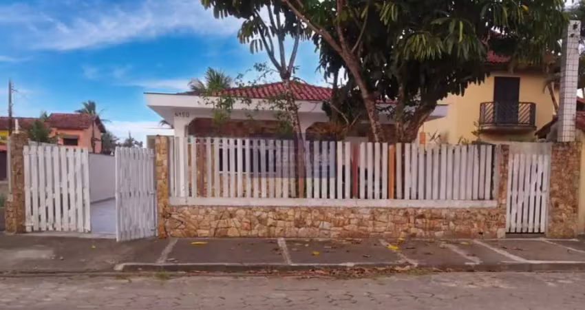 Casa com 4 quartos à venda no Jardim Grandesp, Itanhaém 