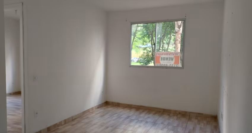 Apartamento Barato na Rua Agrimensor Sugaya