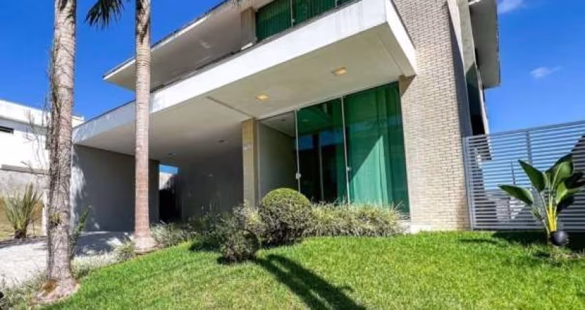 Casa Alto Padrão Mobiliada em Condomínio Fechado