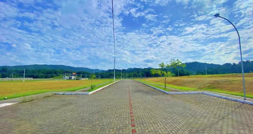 TERRENOS EM CONDOMÍO FECHADO - BLUMENAU