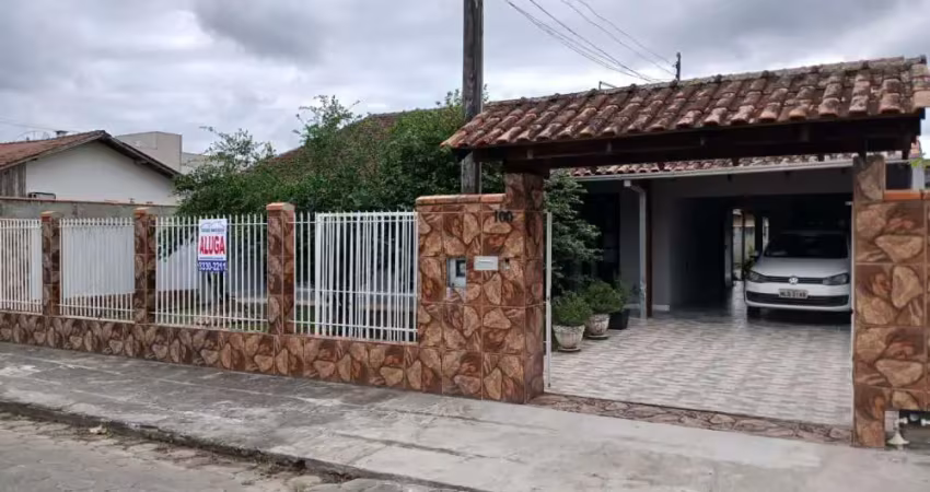 Excelente casa 3 dormitórios - água verde - blumenau