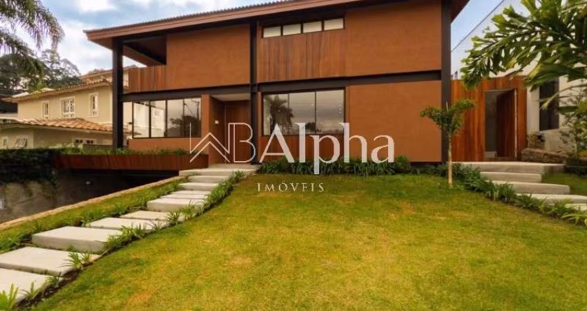 Casa nova à venda no Residencial Alphaville 0 em Barueri - SP