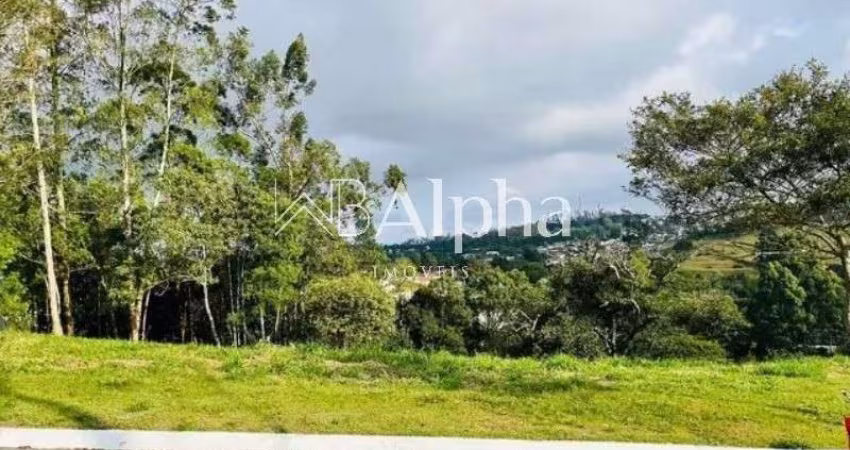 Terreno à venda no Condomínio Mosaico da Aldeia em Santana de Parnaíba - SP
