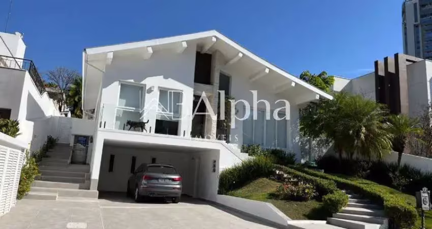 Casa à venda no Residencial Alphaville 1 em Barueri - SP