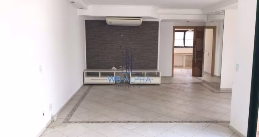 Casa em Condomínio de Alto Padrão no Tamboré, Santana de Parnaíba-SP: 3 Quartos, 1 Suíte, 2 Salas, 3 Banheiros, 2 Vagas, 160m²!