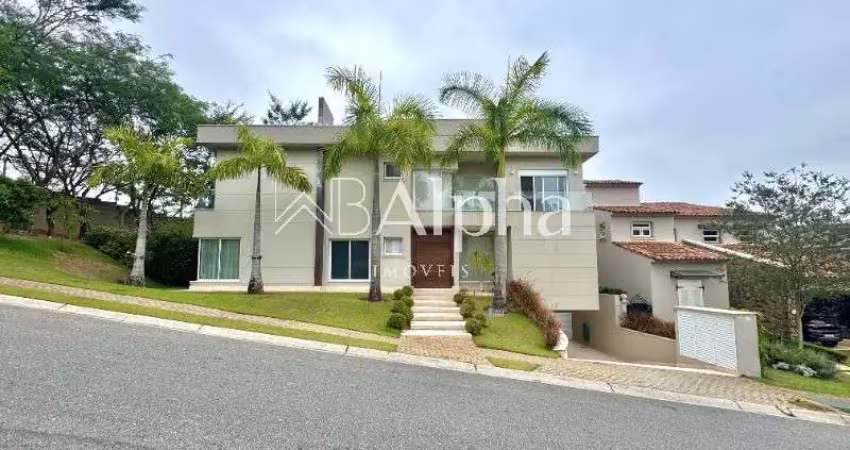 Casa mobiliada a venda no Residencial Tamboré 10 em Santana de Parnaíba - SP