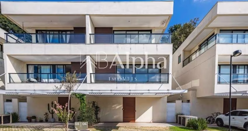 Casa a venda no Condomínio Alpha House em Santana de Parnaíba - SP