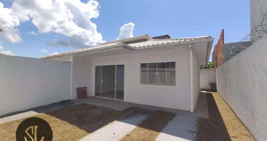 Casa com 2 dormitórios à venda, 65 m² por R$ 260.000 - Extensão Serramar - Rio das Ostras/RJ