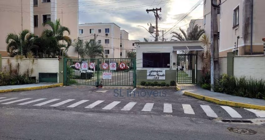 Apartamento com 2 dormitórios à venda, 55 m² por R$ 185.000,00 - Jardim Mariléa - Rio das Ostras/RJ
