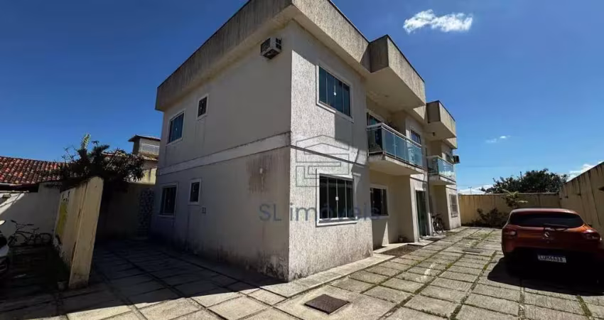 Apartamento térreo com 2 quartos e varanda à venda em costazul, rio das ostras