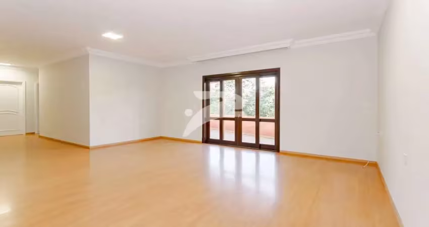 Casa com 4 quartos para alugar em Santa Felicidade, Curitiba 