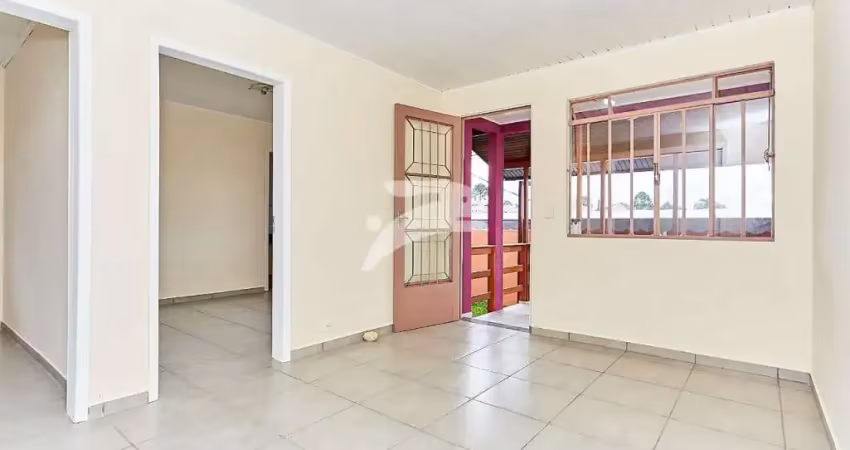 Casa com 3 quartos para alugar em Santa Felicidade, Curitiba 