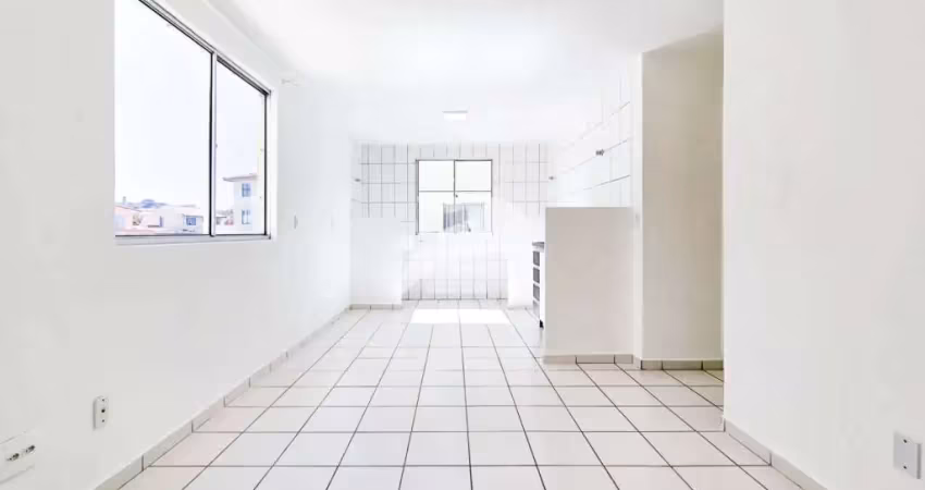 Apartamento com 2 quartos para alugar na Cidade Industrial, Curitiba 